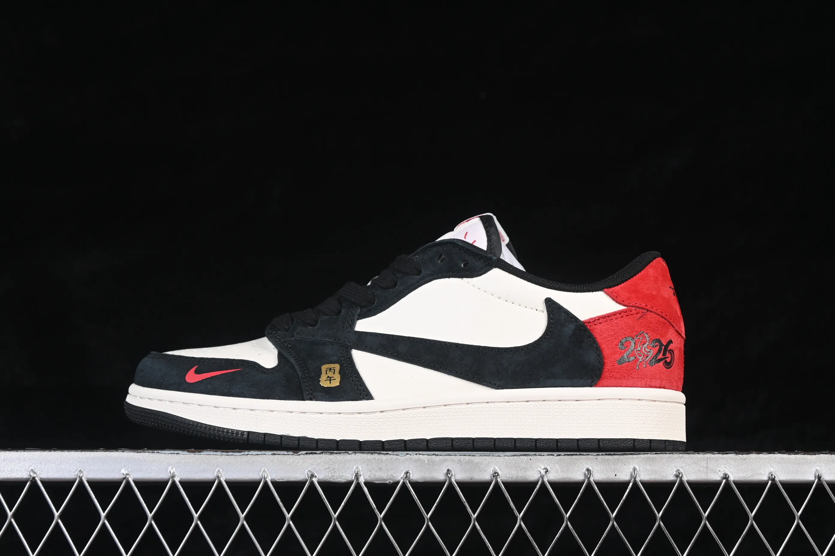 All categories Air Jordan Jordan series basketball shoes Air Jordan 1 Low High-end customized low-top sneakers Air Jordan 1 Low AJ1 Joe 1 meter white and black High-end customized low-top retro basketball shoes MZ9588-826
